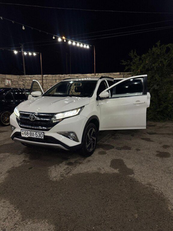 Toyota Rush, 1.5 L, 2020 il, 88 000 km — Avtomobillər, Bakı (4)