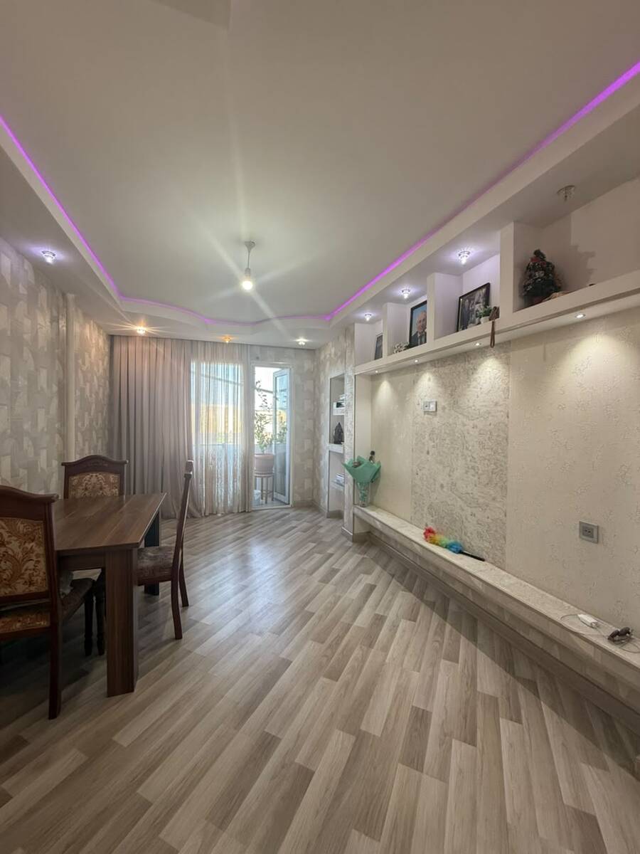Satılır 5 otaqlı köhnə tikili 110 m² — Mənzil, Bakı (4)