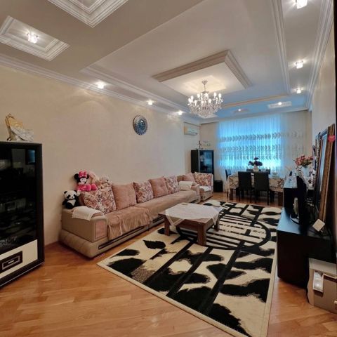 Satılır 3 otaqlı yeni tikili 120 m² — Bakı