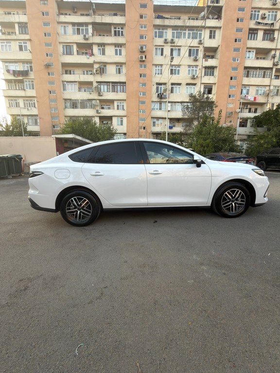 BYD Seal 05, 1.5 L, 7.68 kWh, 2025 il, 13 000 km — Avtomobillər, Bakı (7)