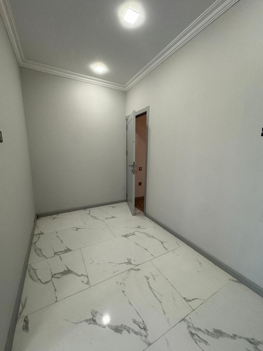 Satılır 2 otaqlı köhnə tikili 65 m² — Mənzil, Bakı (11)