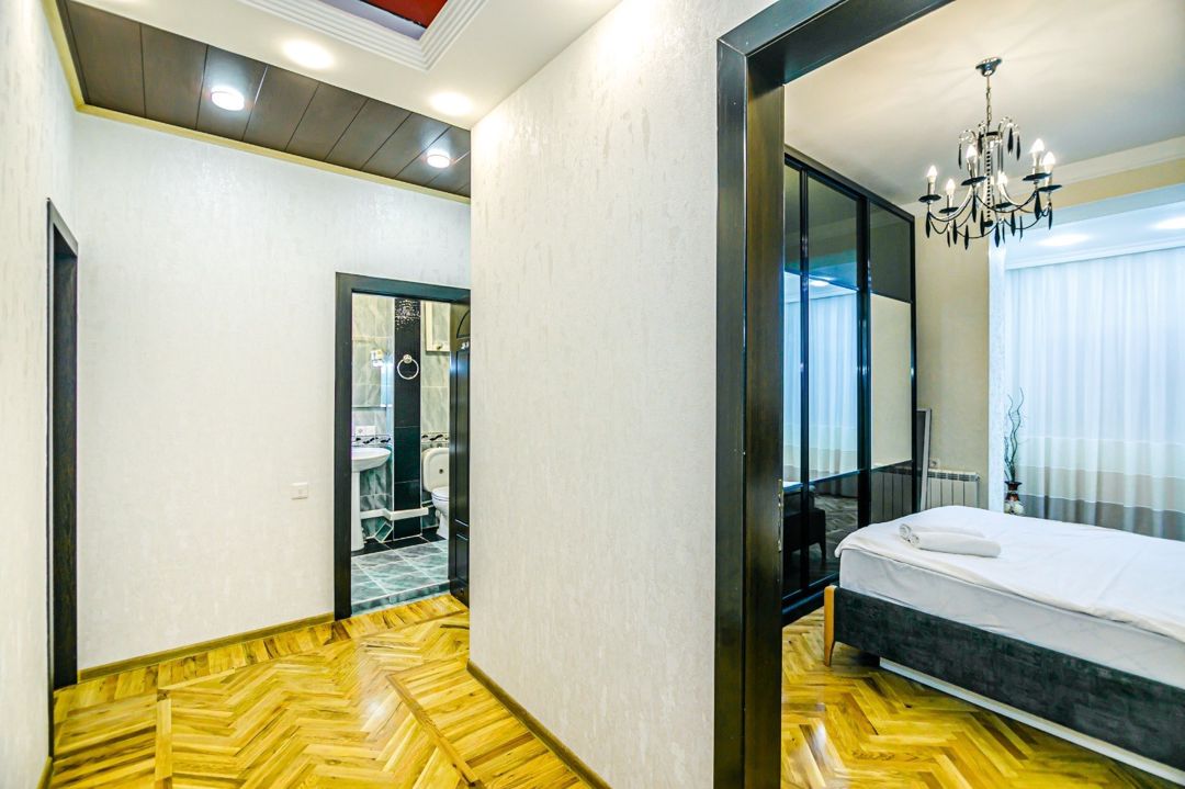 İcarəyə verilir 3 otaqlı köhnə tikili 83 m² — Mənzil, Bakı (2)