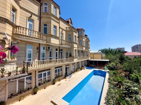 Satılır obyekt 1600 m² — Bakı