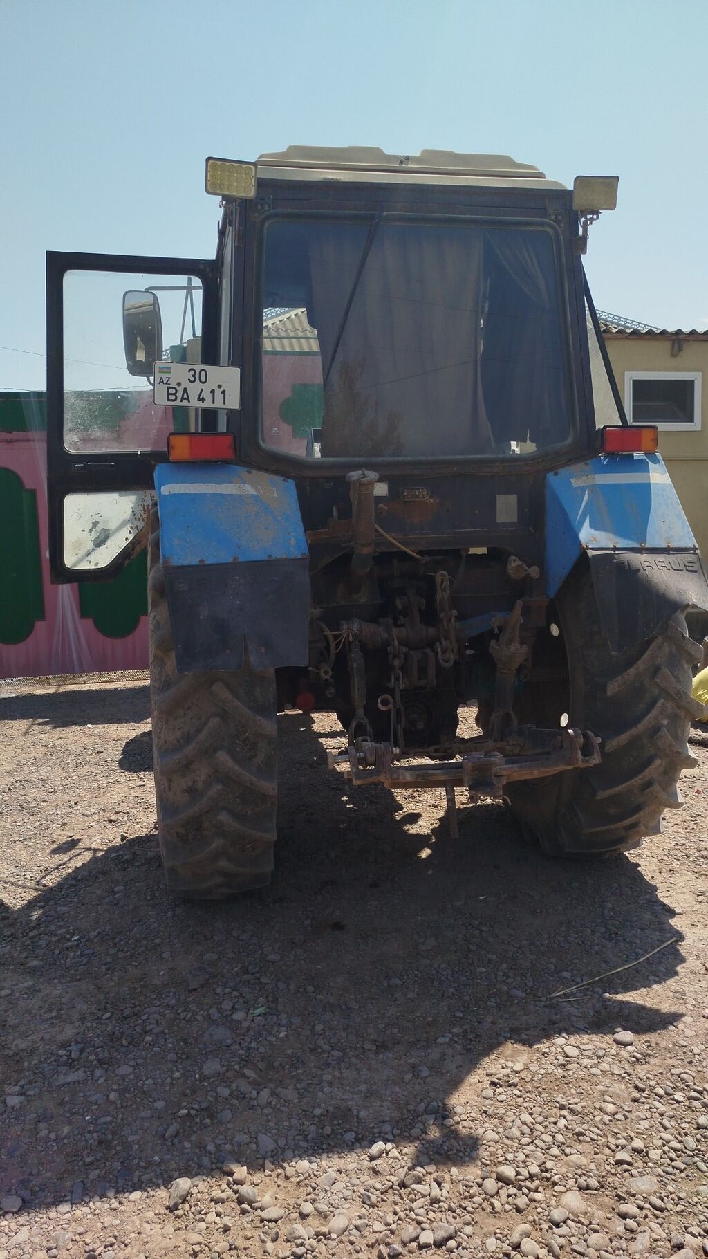 Belarus 892 traktor - Model: Belarus 892 (etiket üzərində “Беларус — Traktorlar, İmişli (4)