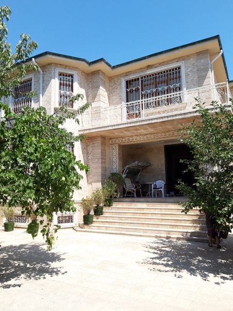 Satılır 8 otaqlı həyət evi/bağ evi 388.7 m² — Naxçıvan