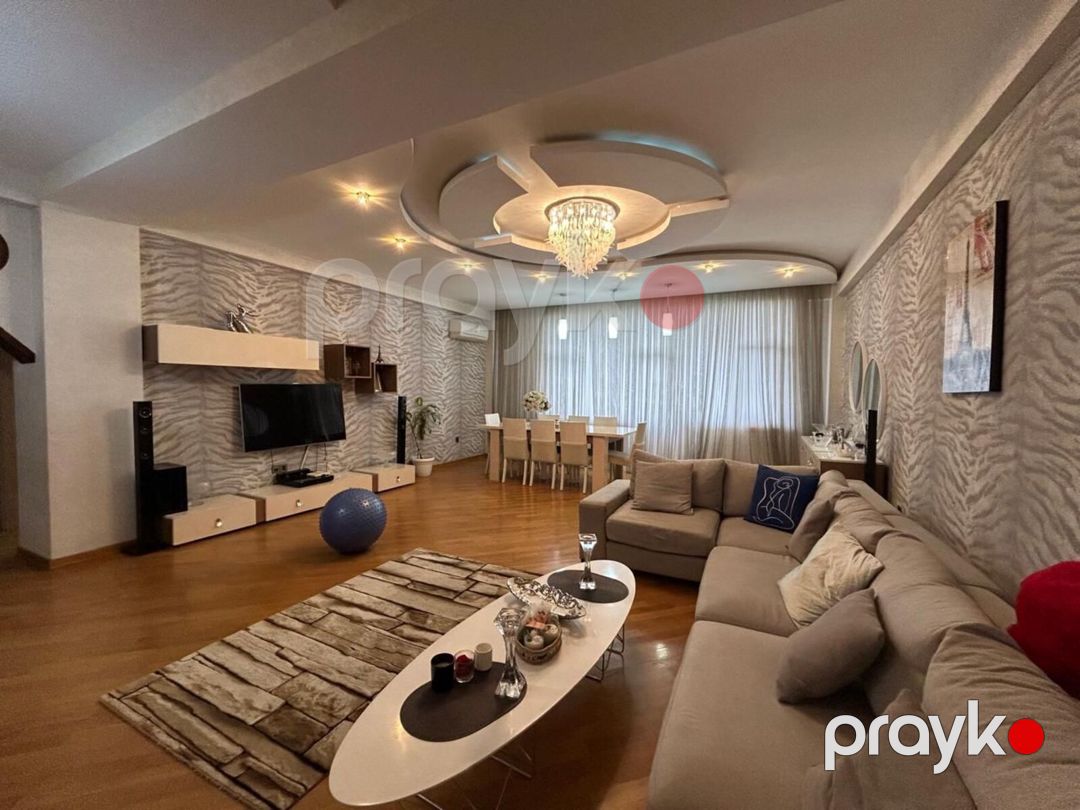 Satılır 5 otaqlı yeni tikili 215 m² — Mənzil, Bakı (2)