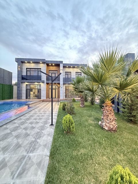 Satılır 6 otaqlı həyət evi/bağ evi 325 m² — Bakı