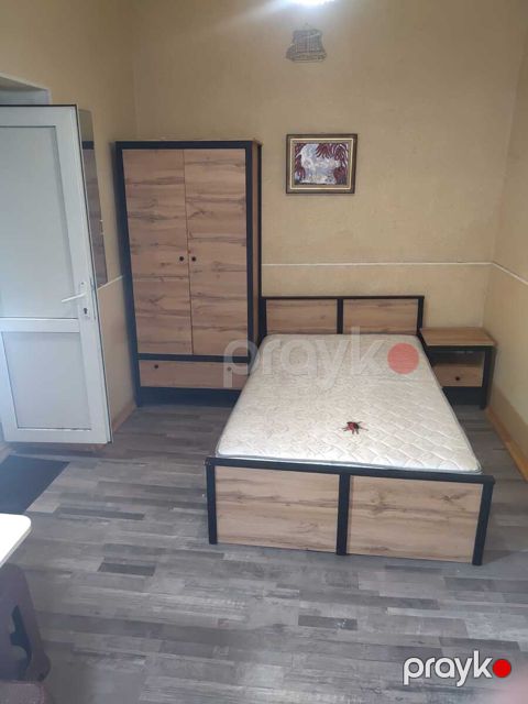 İcarəyə verilir 1 otaqlı həyət evi/bağ evi 30 m²