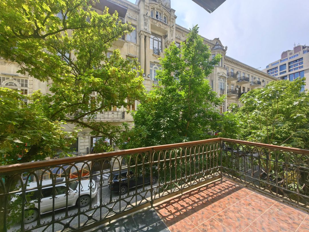 Satılır 3 otaqlı köhnə tikili 90 m² — Mənzil, Bakı (3)