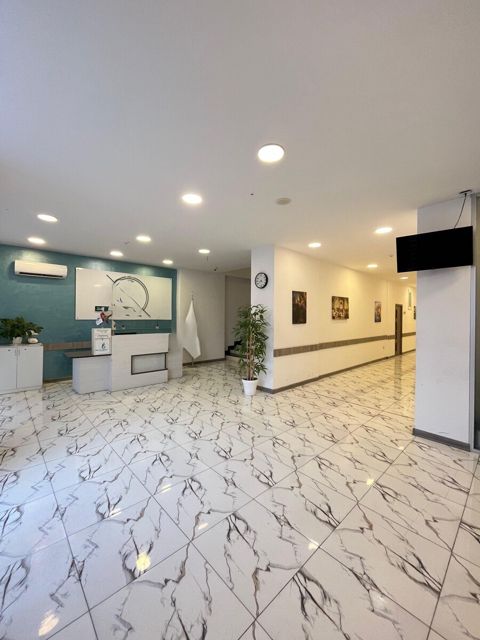 Satılır obyekt 1200 m² — Bakı