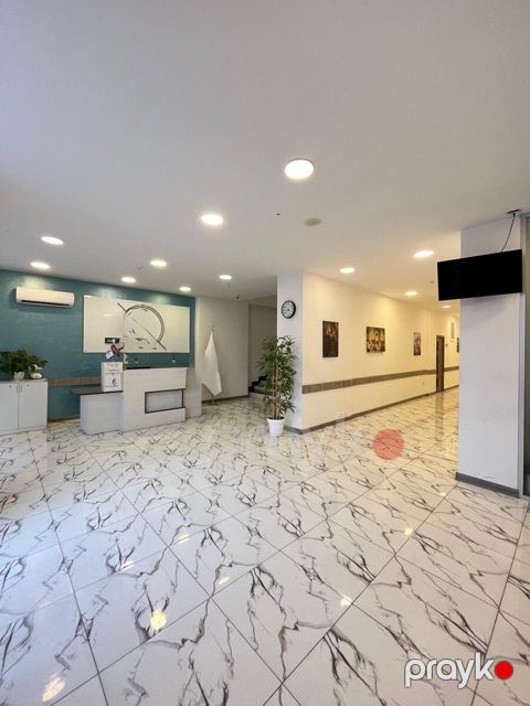Satılır obyekt 1200 m²