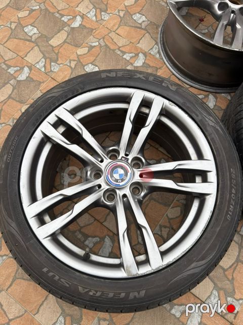 BMW F30, BMW F32 təkəri R18