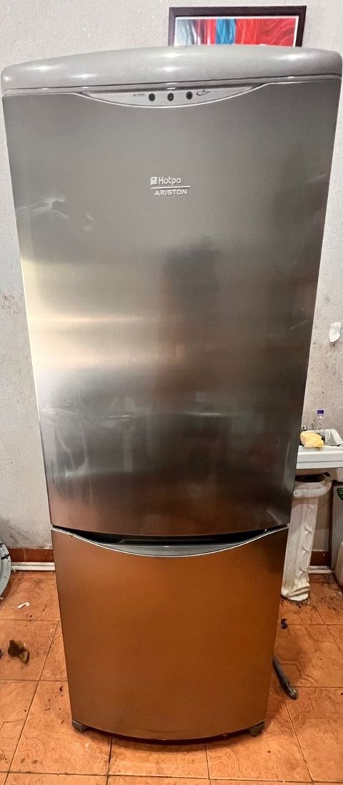 Soyuducu Hotpoint-Ariston Nofrost — Bakı