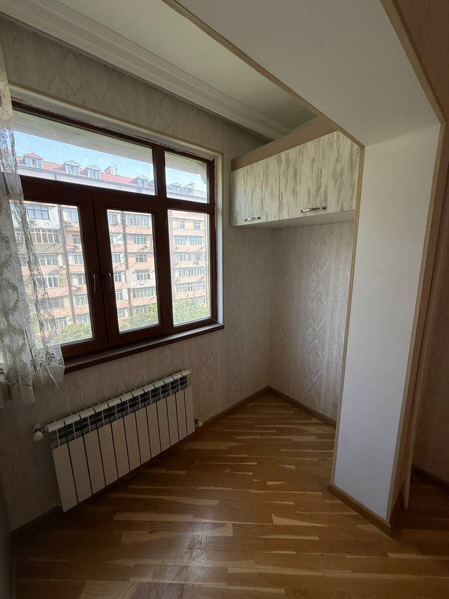 Satılır 2 otaqlı köhnə tikili 75 m² — Mənzil, Bakı (4)