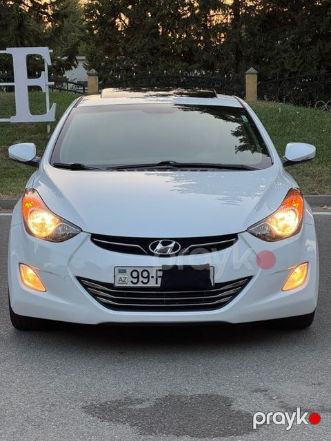 Hyundai Elantra, 1.8 L, 2013 il, 172 300 km