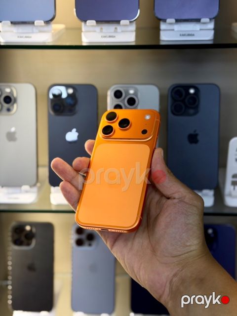 Apple iPhone 17 Pro Cosmic Orange 256GB