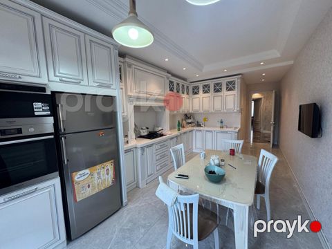 İcarəyə verilir 3 otaqlı yeni tikili 140 m²