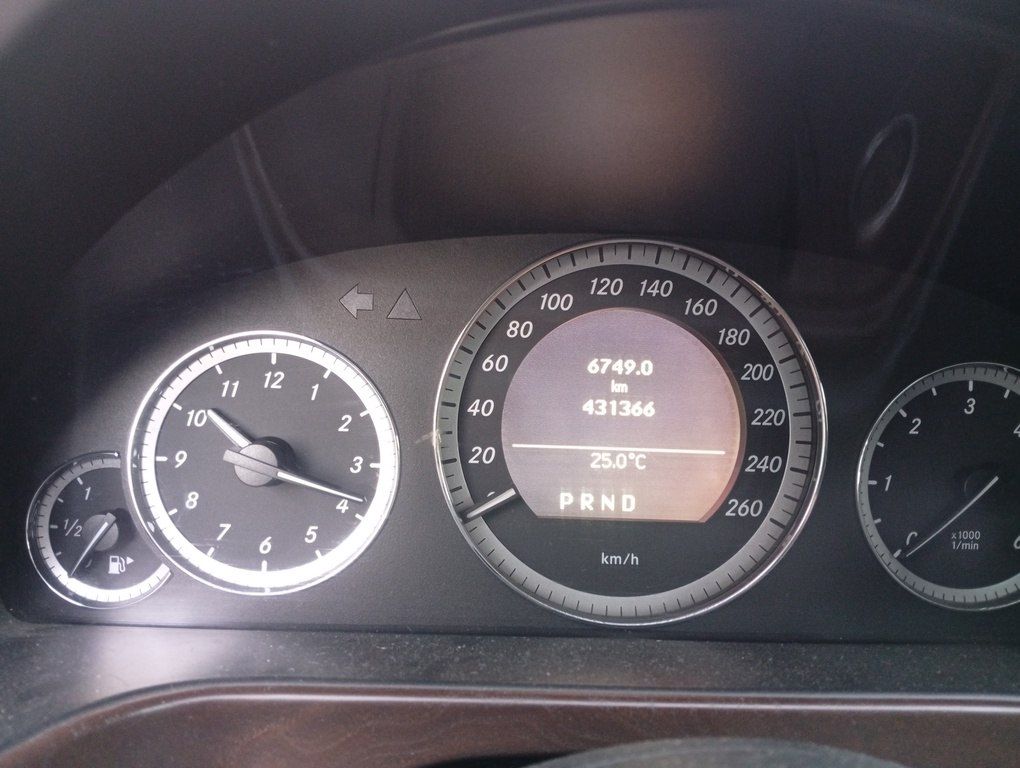 Mercedes E 220, 2.1 L, 2009 il, 436 000 km — Avtomobillər, Bakı (8)