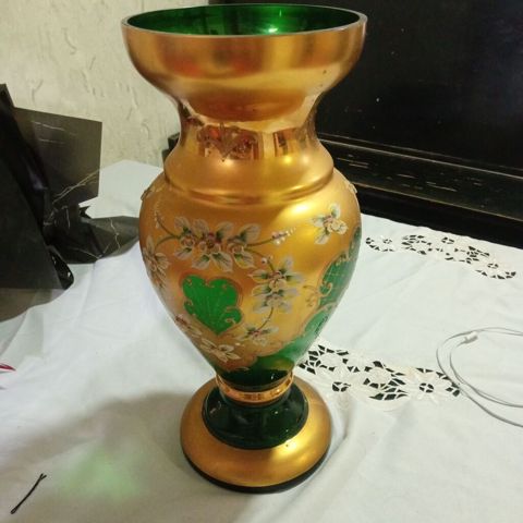 Bir vaza — Mehdiabad