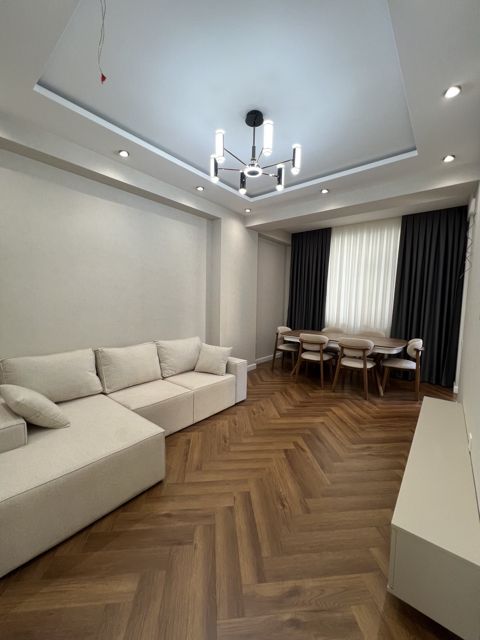 Satılır 2 otaqlı yeni tikili 80 m² — Bakı