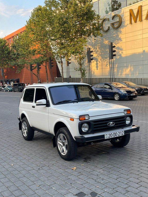 Lada (VAZ) Niva, 1.7 L, 2024 il, 52 000 km — Avtomobillər, Gəncə (10)
