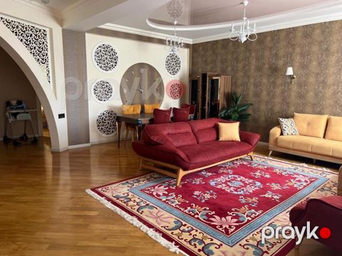 4-otaqlı yeni tikili, Xırdalan ş., 161 m²