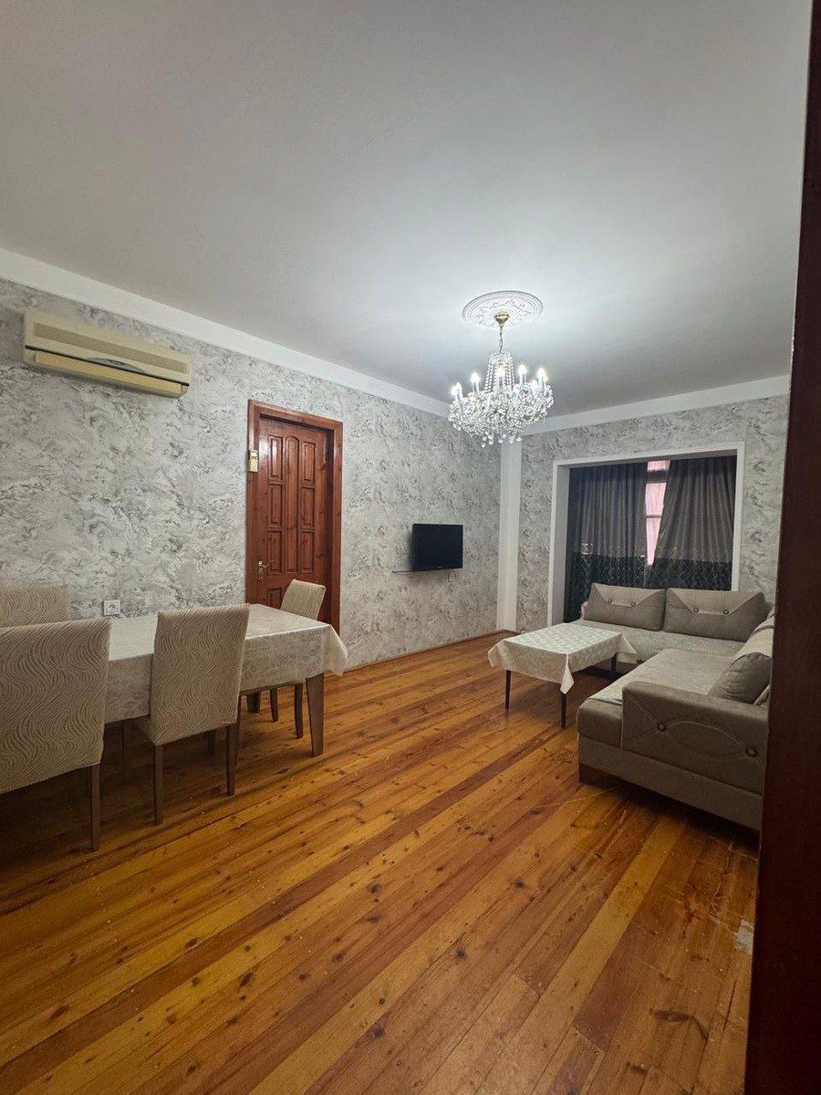 İcarəyə verilir 2 otaqlı köhnə tikili 68 m² — Mənzil, Bakı (6)