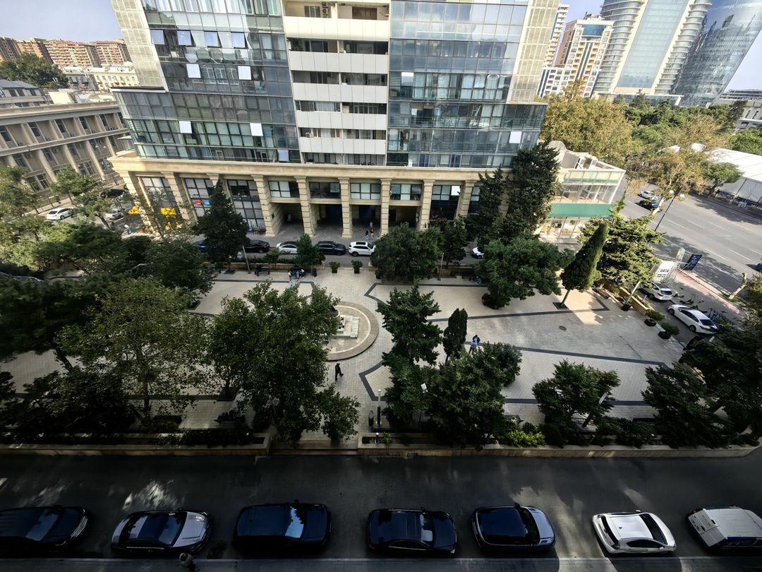 Satılır 3 otaqlı köhnə tikili 125 m² — Mənzil, Bakı (8)
