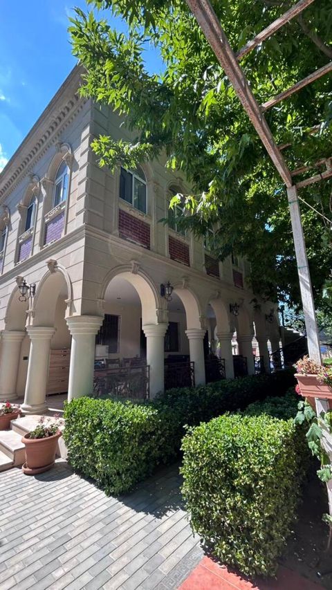 İcarəyə verilir 5 otaqlı həyət evi/bağ evi 300 m² — Bakı