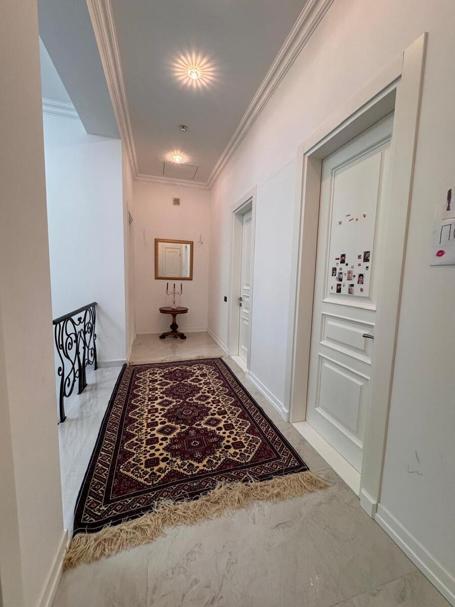 Satılır 6 otaqlı həyət evi/bağ evi 350 m² — Ev, villa, Bakı (10)