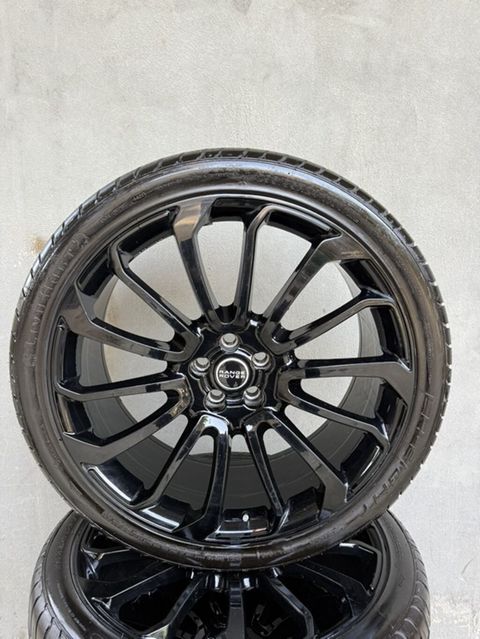 Range Rover üçün orijinal qara parıltılı disklər və şin komplekti - 4