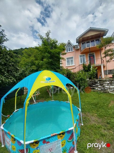Villa kirayə verilir, Qəbələ ş