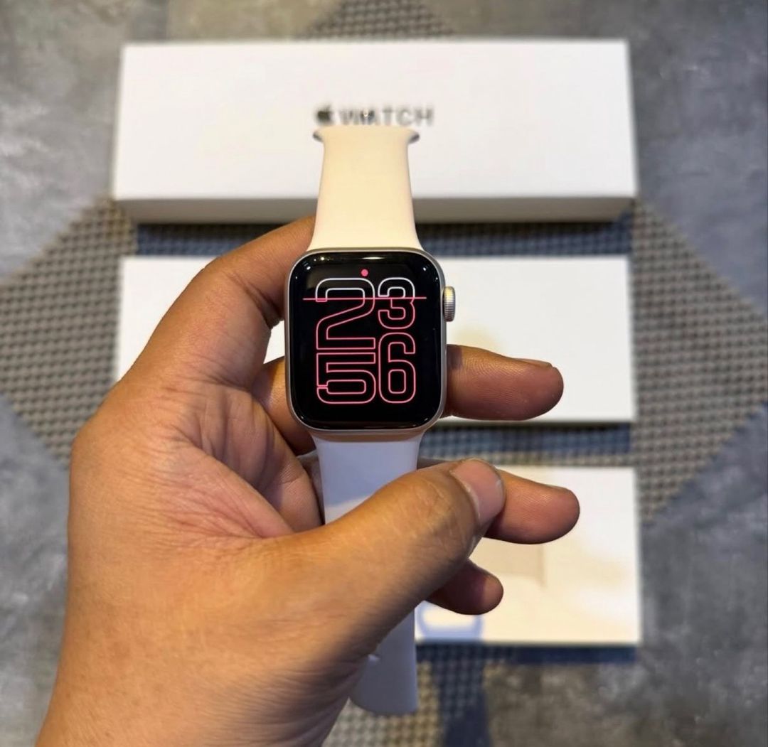 Apple Watch SE 2 Silver 44mm — Elektronika, Bakı