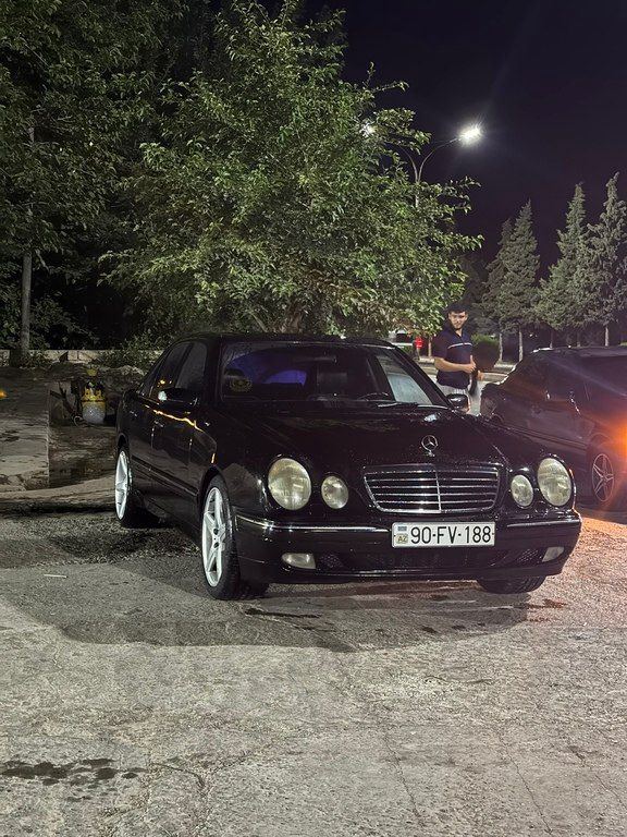 Mercedes E 240, 2.6 L, 2001 il, 251 509 km — Avtomobillər, Beyləqan (2)