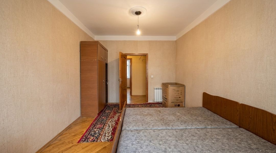 Satılır 2 otaqlı köhnə tikili 55 m² — Mənzil, Bakı (2)