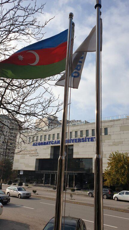 Bayraq dirəyi — Biznes və avadanlıq, Bakı (4)