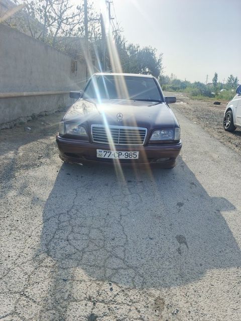 Mercedes C 200, 2.0 L, 1998 il, 430 000 km — Bakı