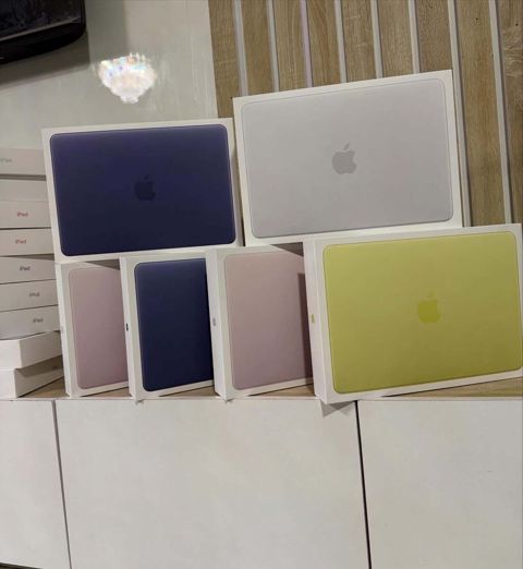 Apple Macbook Neo (2026) — Bakı