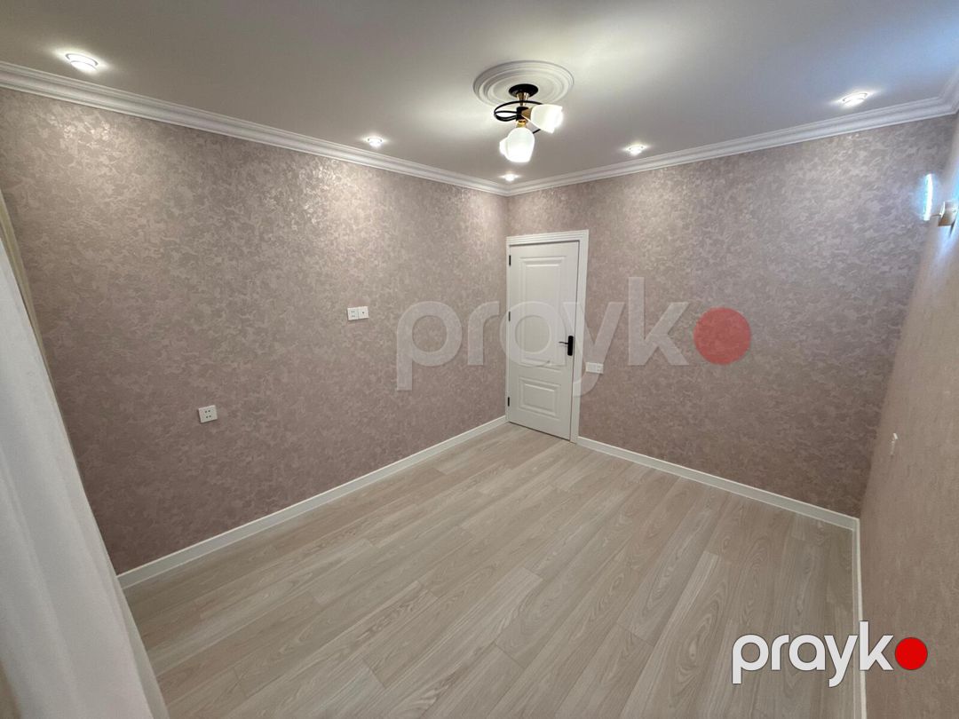 Satılır 2 otaqlı köhnə tikili 55 m² — Mənzil, Bakı (8)