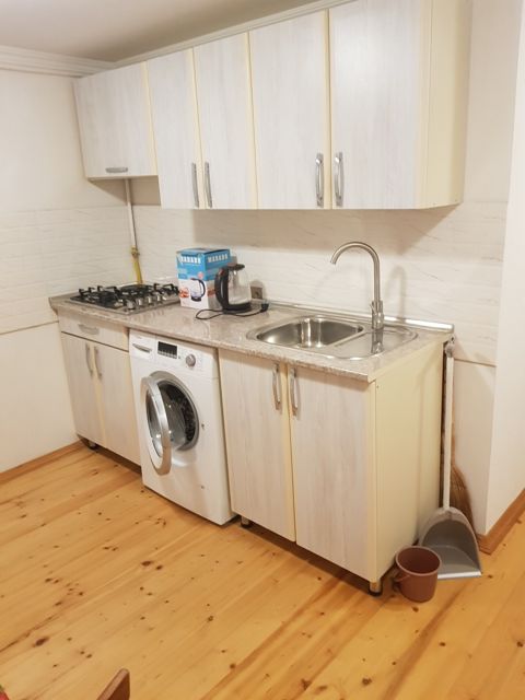 İcarəyə verilir 1 otaqlı həyət evi/bağ evi 35 m² — Bakı