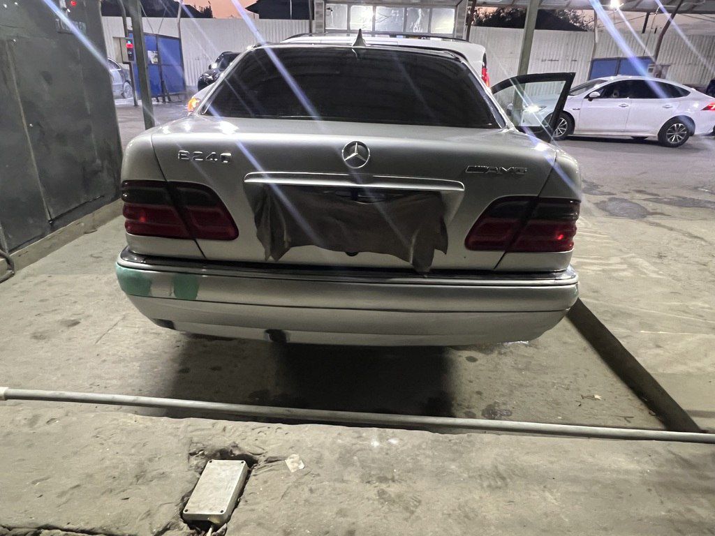 Mercedes E 230, 2.3 L, 1996 il, 631 235 km — Avtomobillər, Bakı (4)