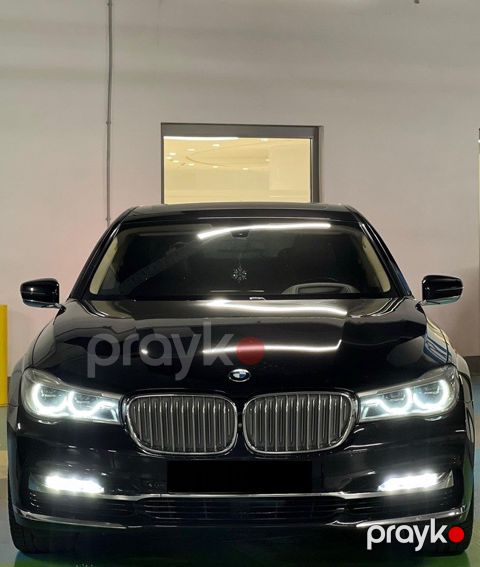 BMW 740, 3.0 L, 2017 il, 180 000 km