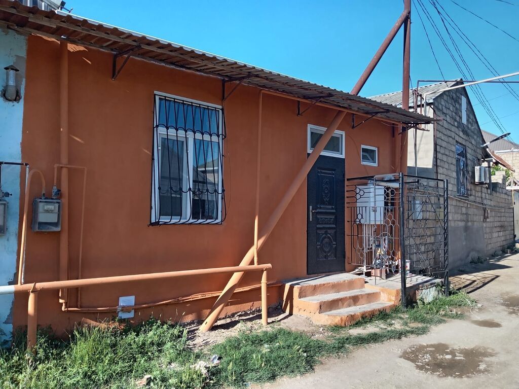 60 kv. m, 2 otaqlı, İnternet, Qaz, Telefon — Ev, villa, Bakı (9)