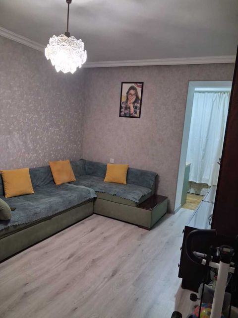 Satılır 1 otaqlı köhnə tikili 33 m² — Bakı