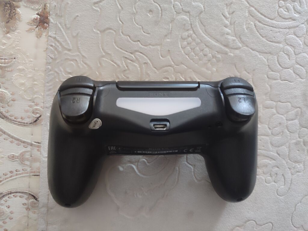 DualShock 4 (PS4 Pultu) – İdeal vəziyyətdə / Yeni kimi Vəziyyəti — Oyun konsolları, Digah (4)