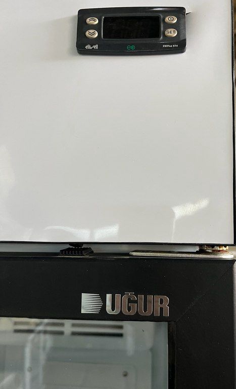 Vitrin soyuducu "Uğur" — Biznes və avadanlıq, Bakı (7)
