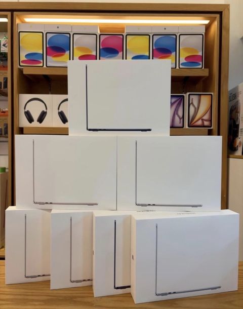 Apple Macbook Air 15'inch M5 16/512GB Starlight — Bakı
