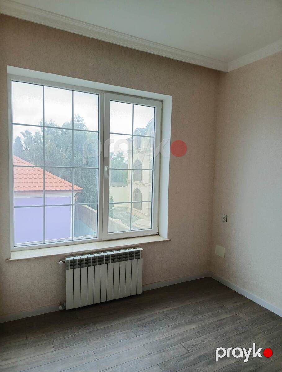 Satılır 6 otaqlı həyət evi/bağ evi 250 m² — Ev, villa, Bakı (12)