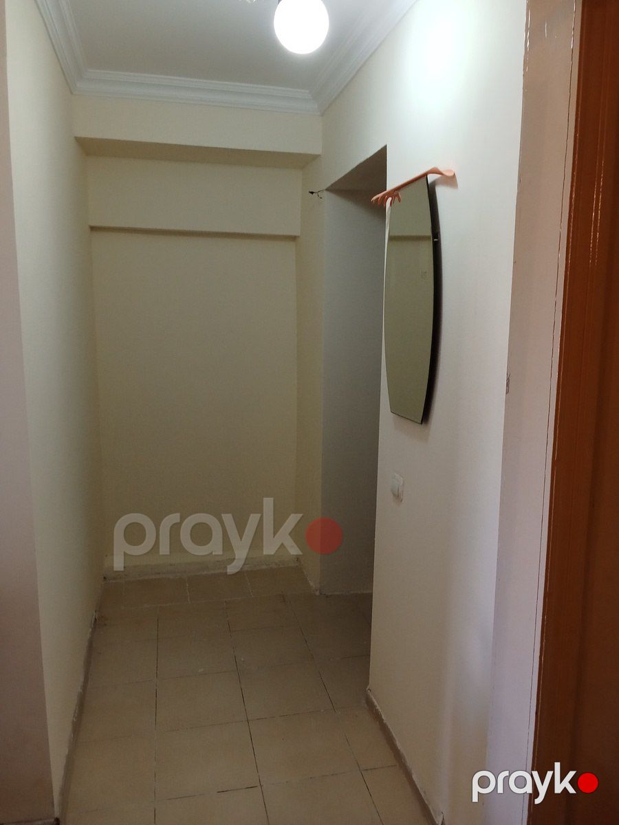 Satılır 1 otaqlı köhnə tikili 32 m² — Mənzil, Bakı (2)
