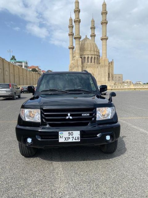 Mitsubishi Pajero io, 2.0 L, 2002 il, 356 246 km — Bakı
